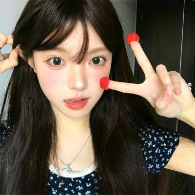 三小一家人
